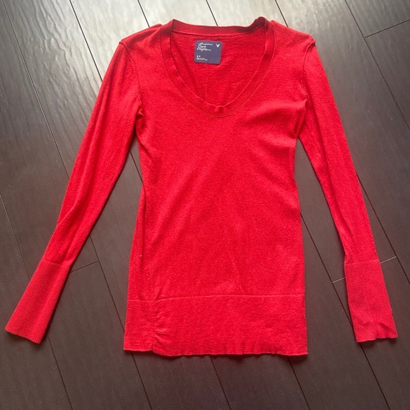 American Eagle women’s red & black scoop neck sweaters 2 pack size Small - Picture 2 of 9
